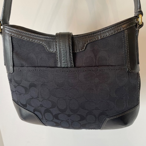 Coach Black Signature Canvas Slim Hamptons Hobo Bag 11058 - Picture 4 of 13
